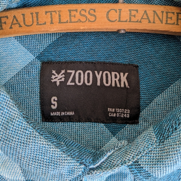 💙 Zoo York Blue Teal Checkered Plaid Shirt Size Small - Picture 5 of 8